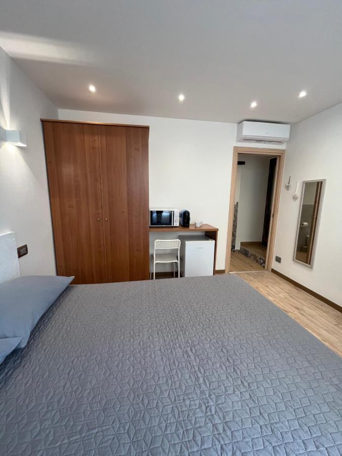 Wowies Room Pettenasco Luaran gambar