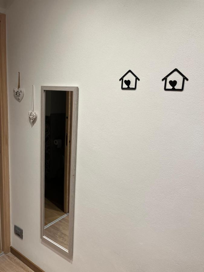 Wowies Room Pettenasco Luaran gambar