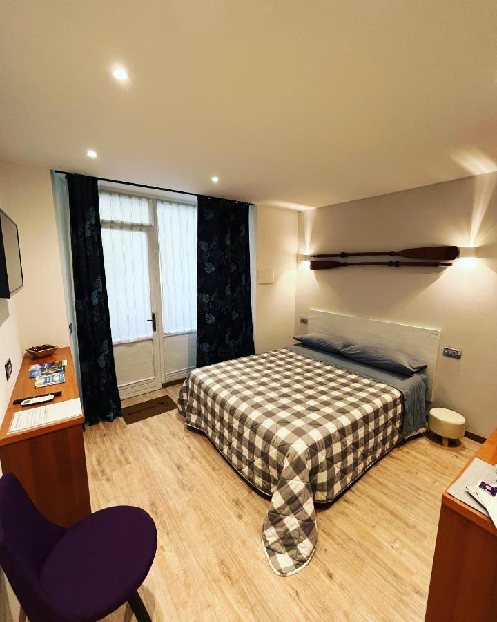Wowies Room Pettenasco Luaran gambar